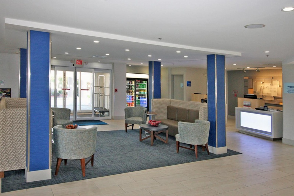 Holiday Inn Express Branford-New Haven
