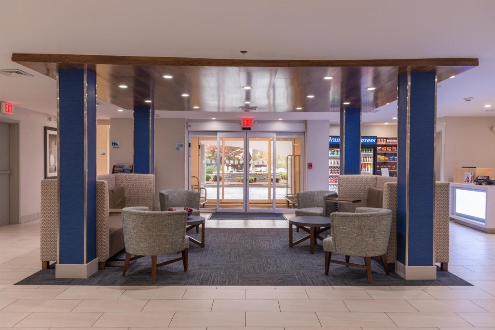 Holiday Inn Express Branford-New Haven